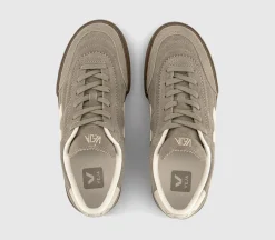 Panenka Trainers