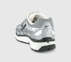P-6000 Trainers