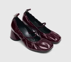 Rhiane Heels