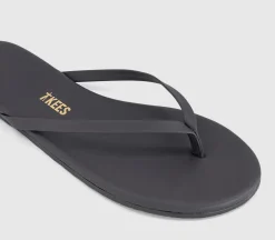 Solids Flip Flops