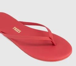 Solids Flip Flops