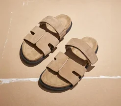 Stepney Cut Out Two Strap Footbed Sandals M