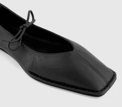 Sway Flats