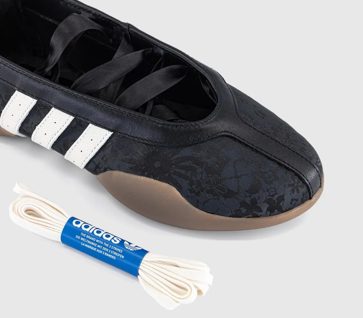 Taekwondo Mei Ballet Pumps