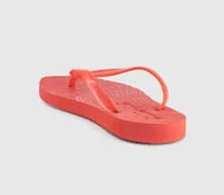 Tapered Flip Flops