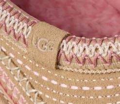 Tasman Meadow Slippers
