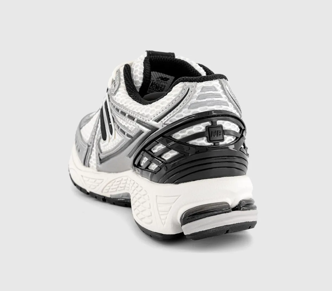 1906 Trainers