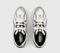 1906 Trainers