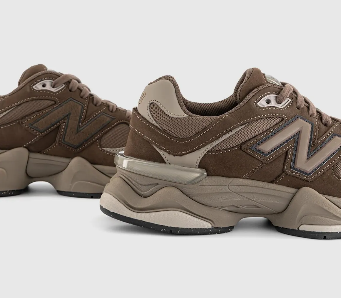 9060 Trainers