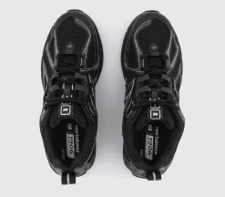 1906 Trainers