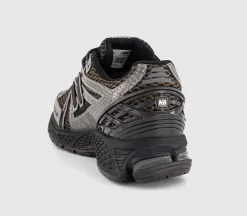 1906 Trainers