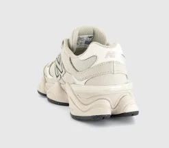 9060 Trainers
