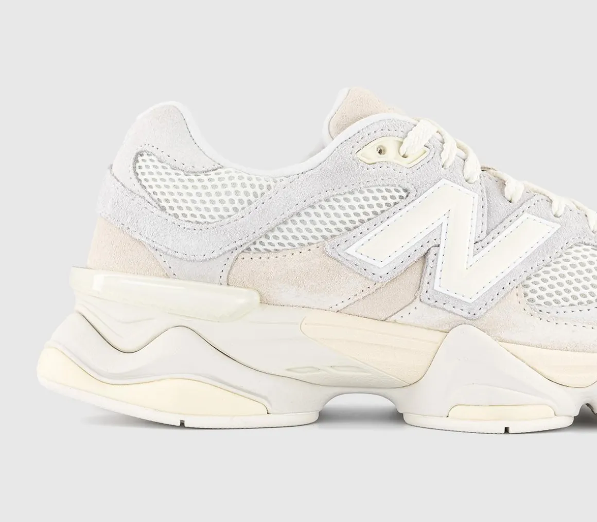 9060 Trainers