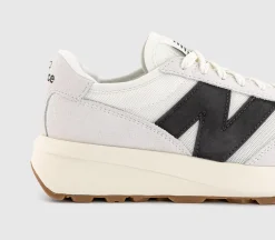 370 Trainers