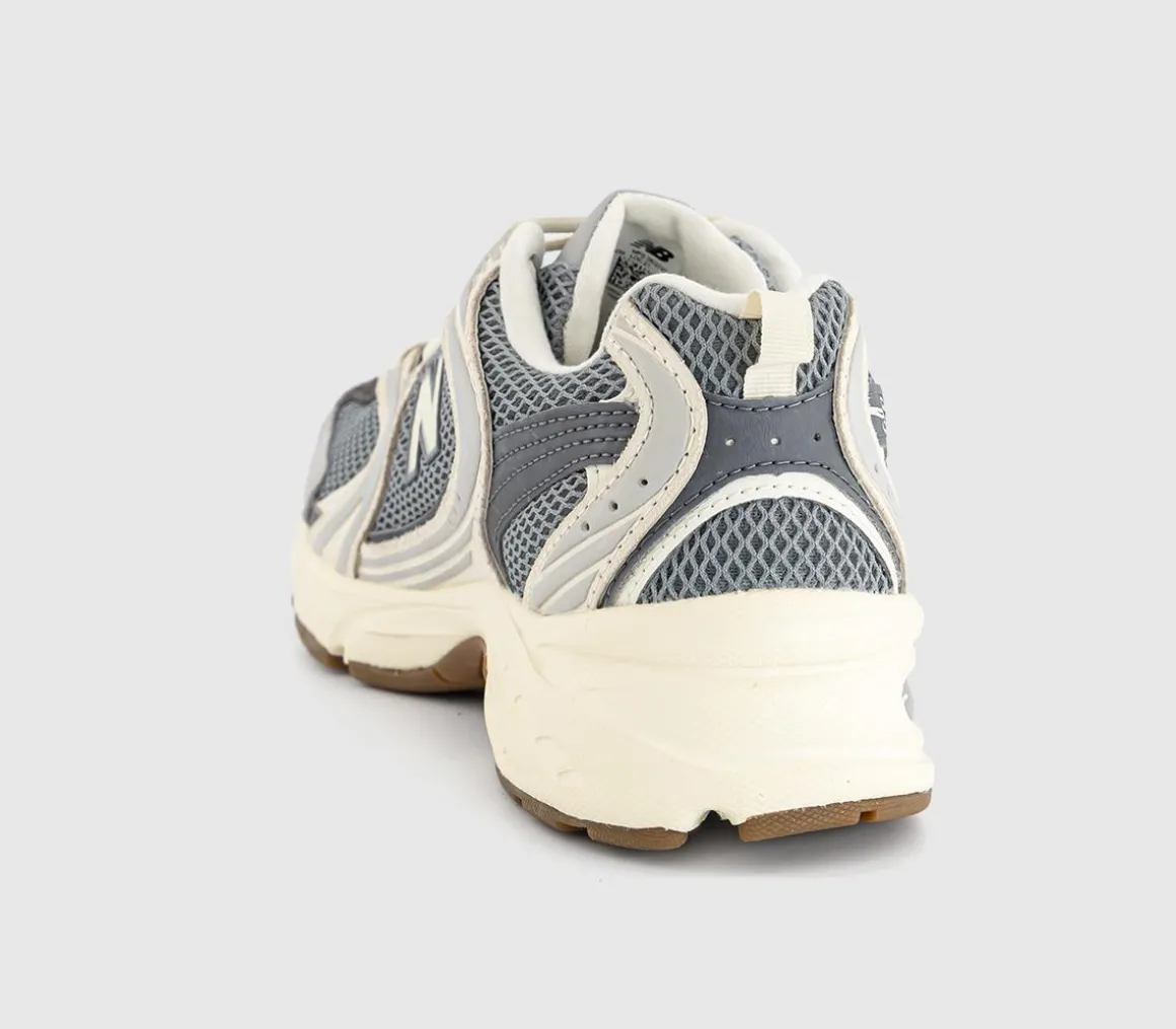 530 Trainers