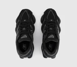 9060 Trainers