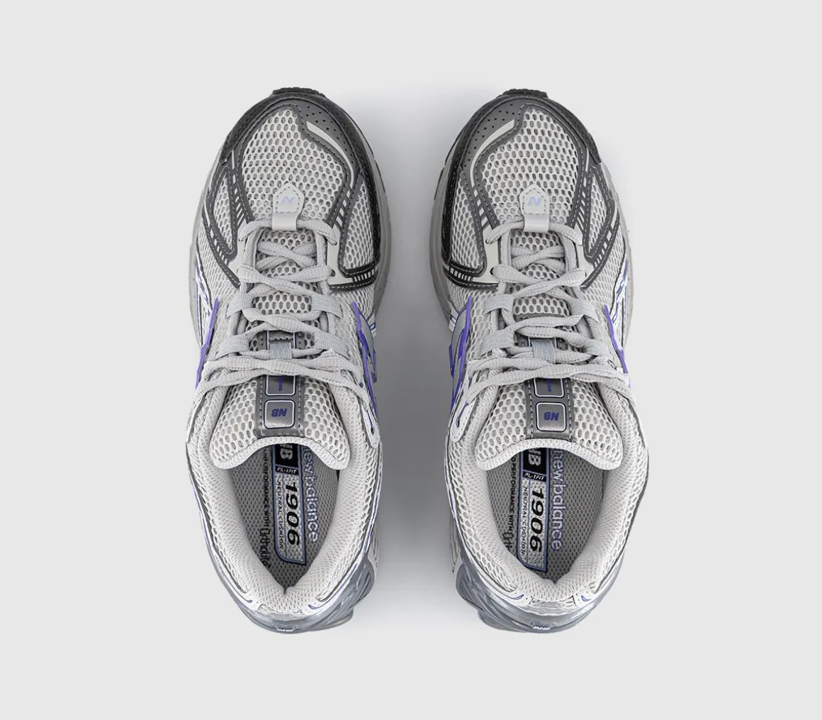 1906 Trainers