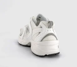 530 Trainers