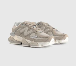 9060 Trainers