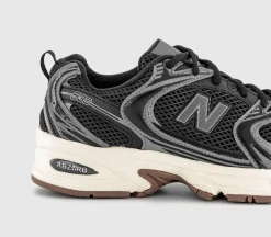 530 Trainers