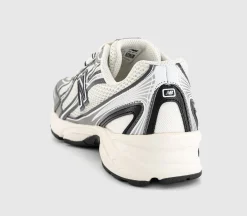 740 Trainers