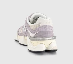 9060 Trainers