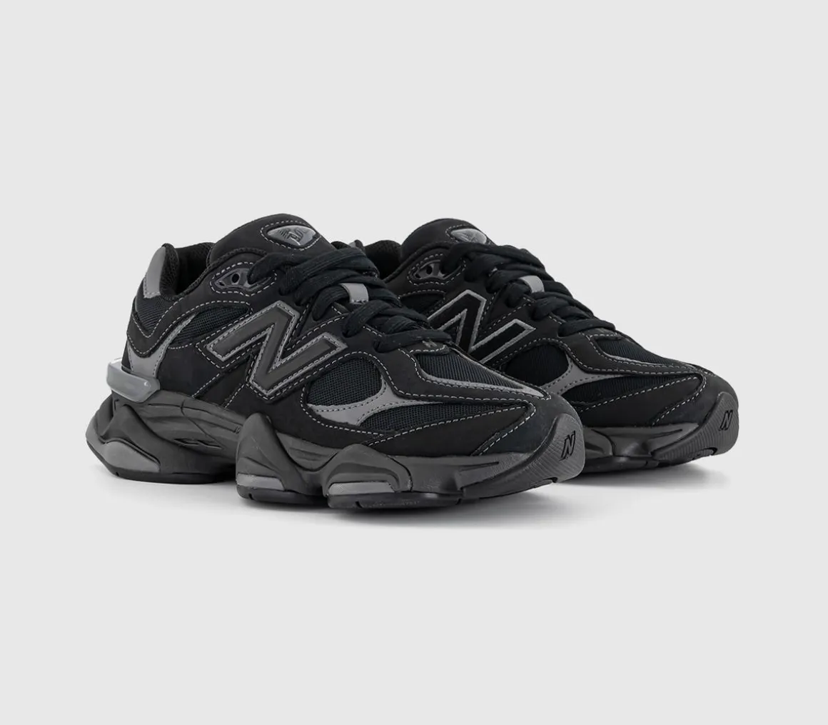 9060 Trainers