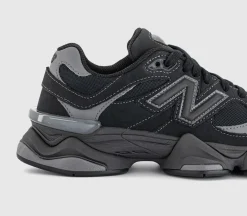 9060 Trainers