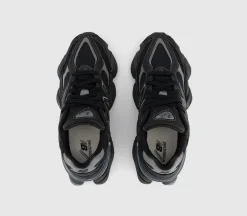 9060 Trainers