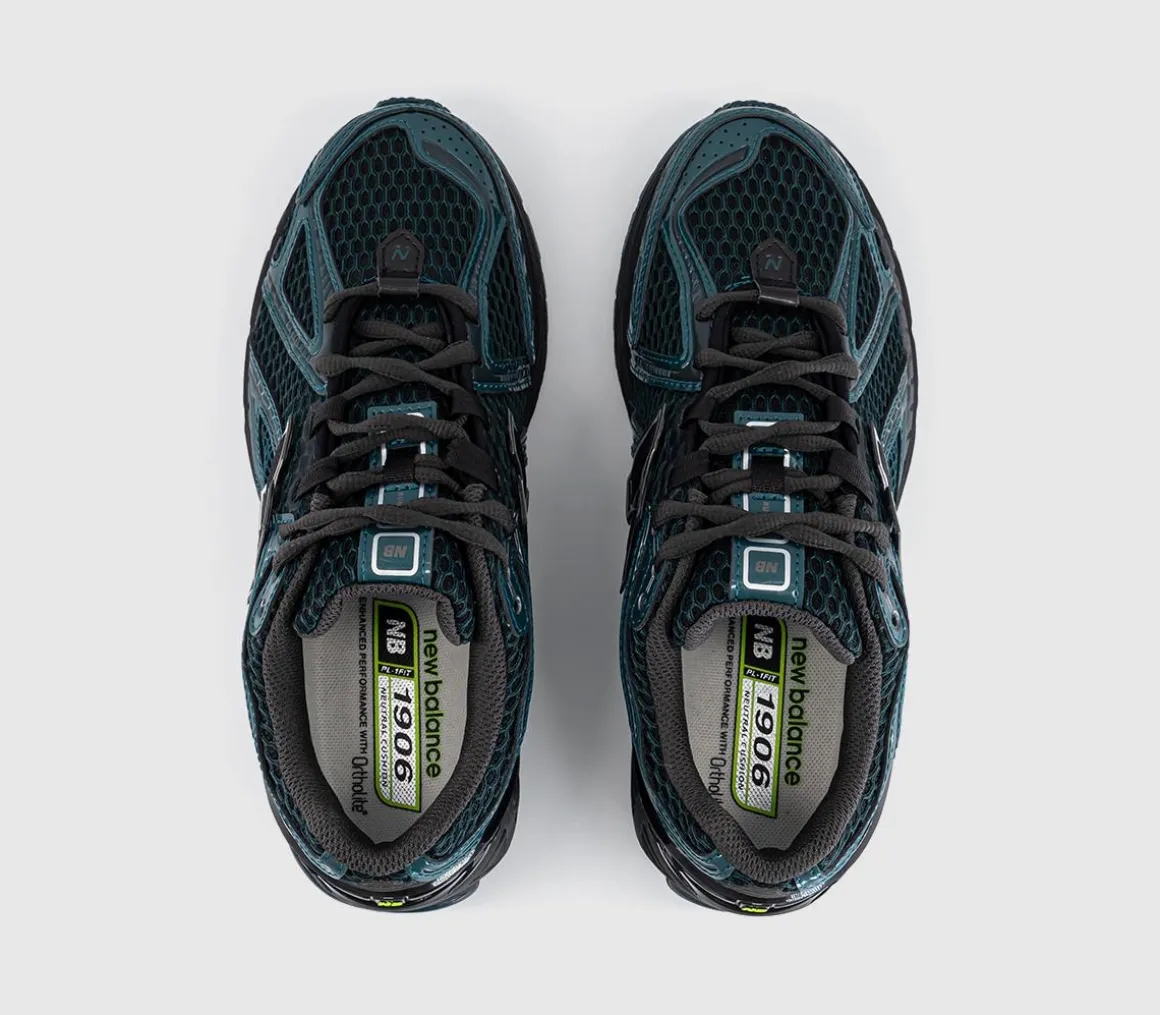 1906 Trainers