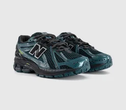 1906 Trainers
