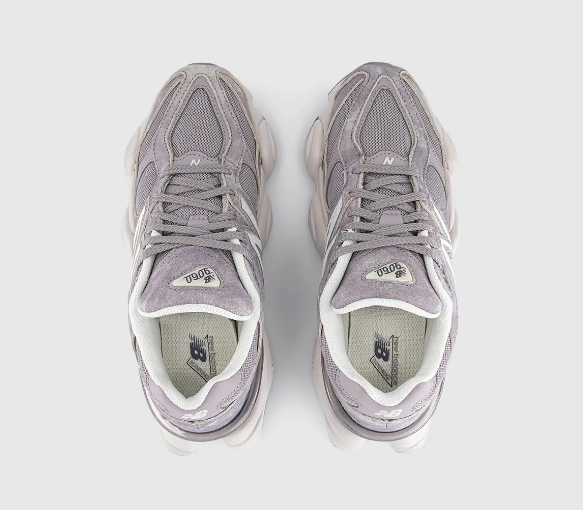 9060 Trainers
