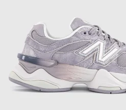 9060 Trainers
