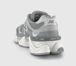 9060 Trainers