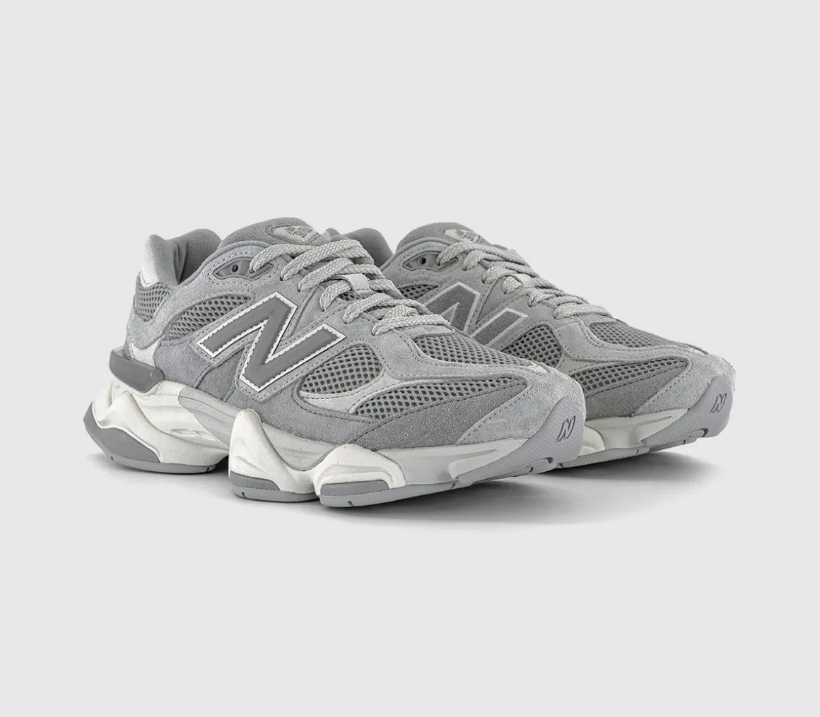 9060 Trainers