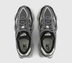 9060 Trainers