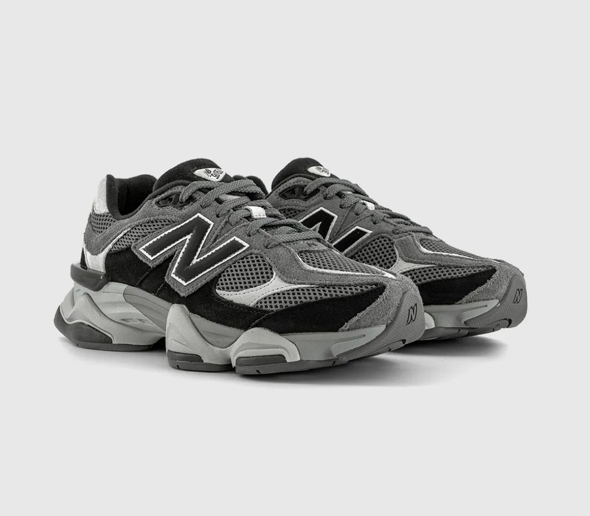 9060 Trainers