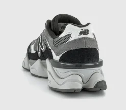 9060 Trainers