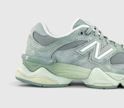 9060 Trainers