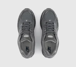 2002 Trainers