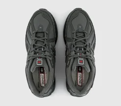 1906 Trainers