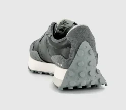 327 Trainers