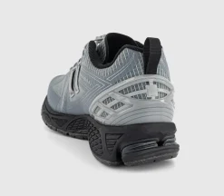 1906 Trainers