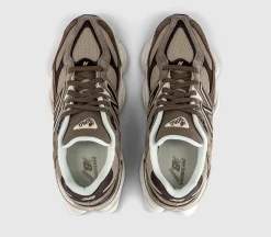 9060 Trainers