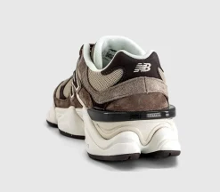 9060 Trainers
