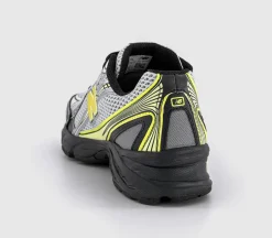 740 Trainers