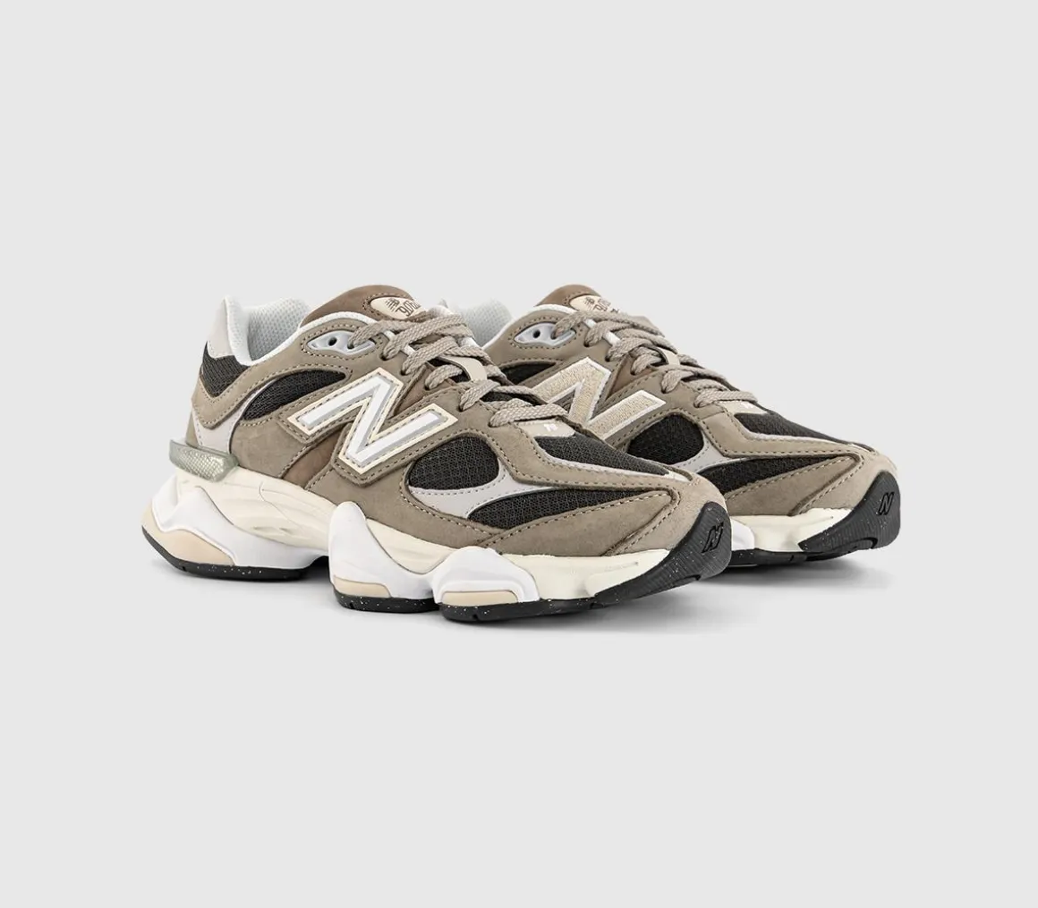 9060 Trainers