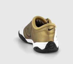 T90 Trainers