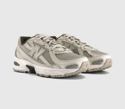 740 V2 Trainers