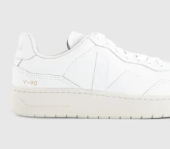 V-90 Trainers